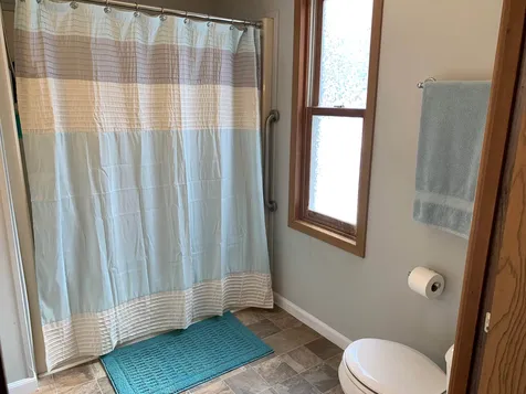 103 Prescott Road Raymond NH 03077