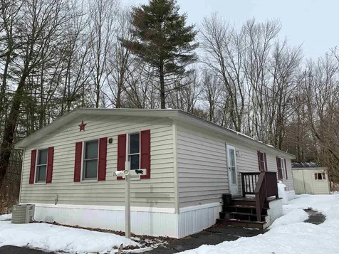 103 Prescott Road Raymond NH 03077