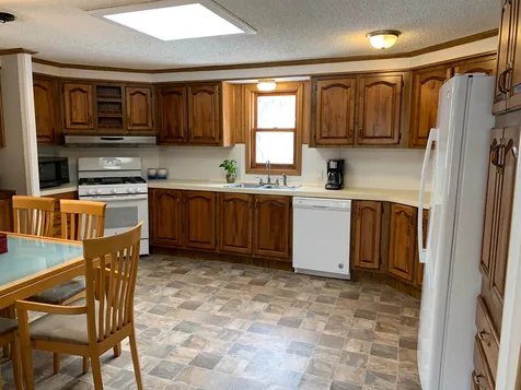 103 Prescott Road Raymond NH 03077