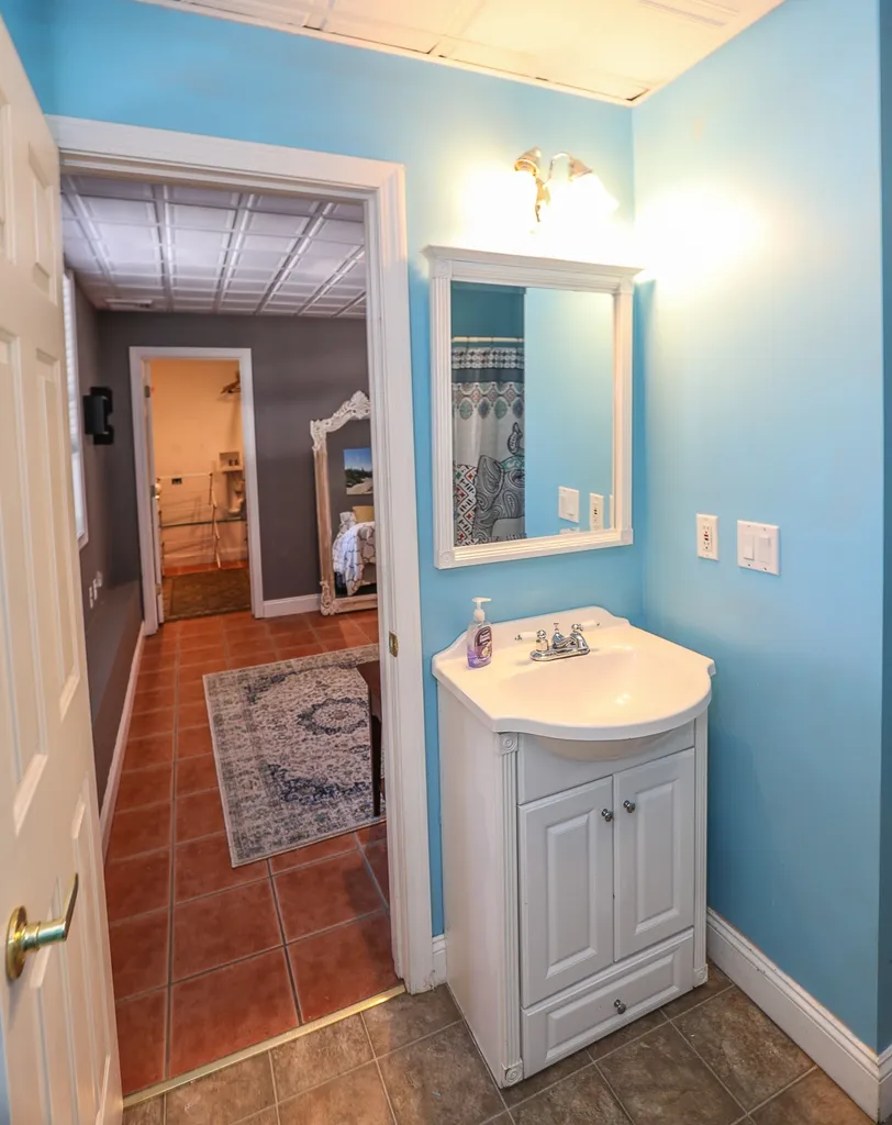75 Fairmount Avenue Manchester NH 03104