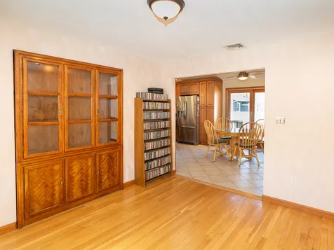37 Raleigh Drive Nashua NH 03062