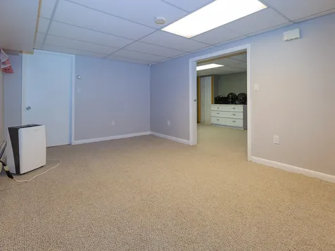 37 Raleigh Drive Nashua NH 03062