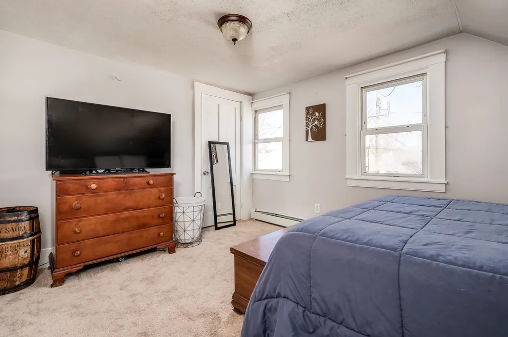 28 Orange Street Farmington NH 03835