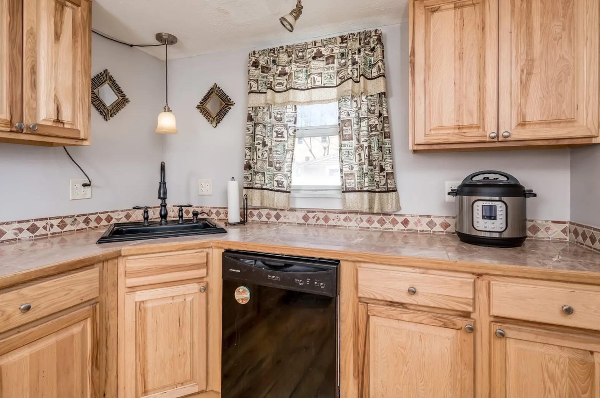 28 Orange Street Farmington NH 03835