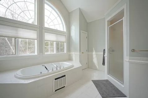 12 Cotton Farm Lane North Hampton NH 03862