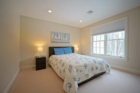 12 Cotton Farm Lane North Hampton NH 03862
