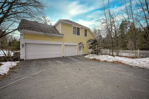 12 Cotton Farm Lane North Hampton NH 03862