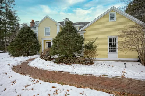 12 Cotton Farm Lane North Hampton NH 03862