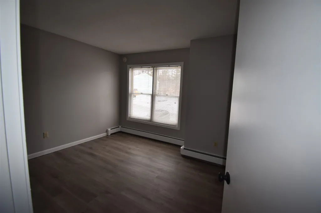 33 Marsten Lane Enfield NH 03748
