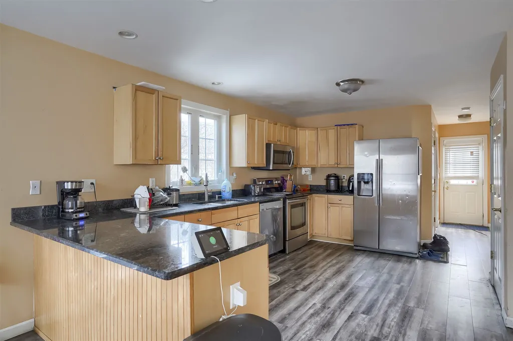 9 Fowler Street Concord NH 03303