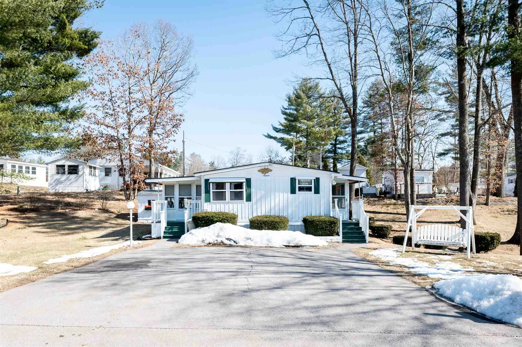 16 Waterview Trail Nashua NH 03062-1259