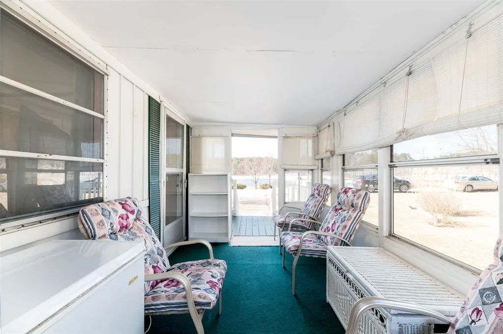 16 Waterview Trail Nashua NH 03062-1259