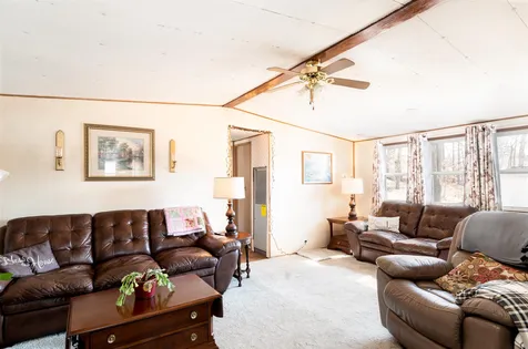 16 Waterview Trail Nashua NH 03062-1259