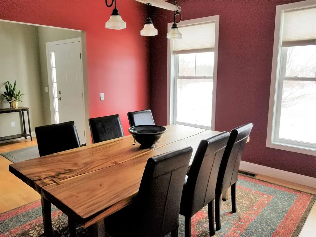 36 Goldenrod Street South Burlington VT 05403