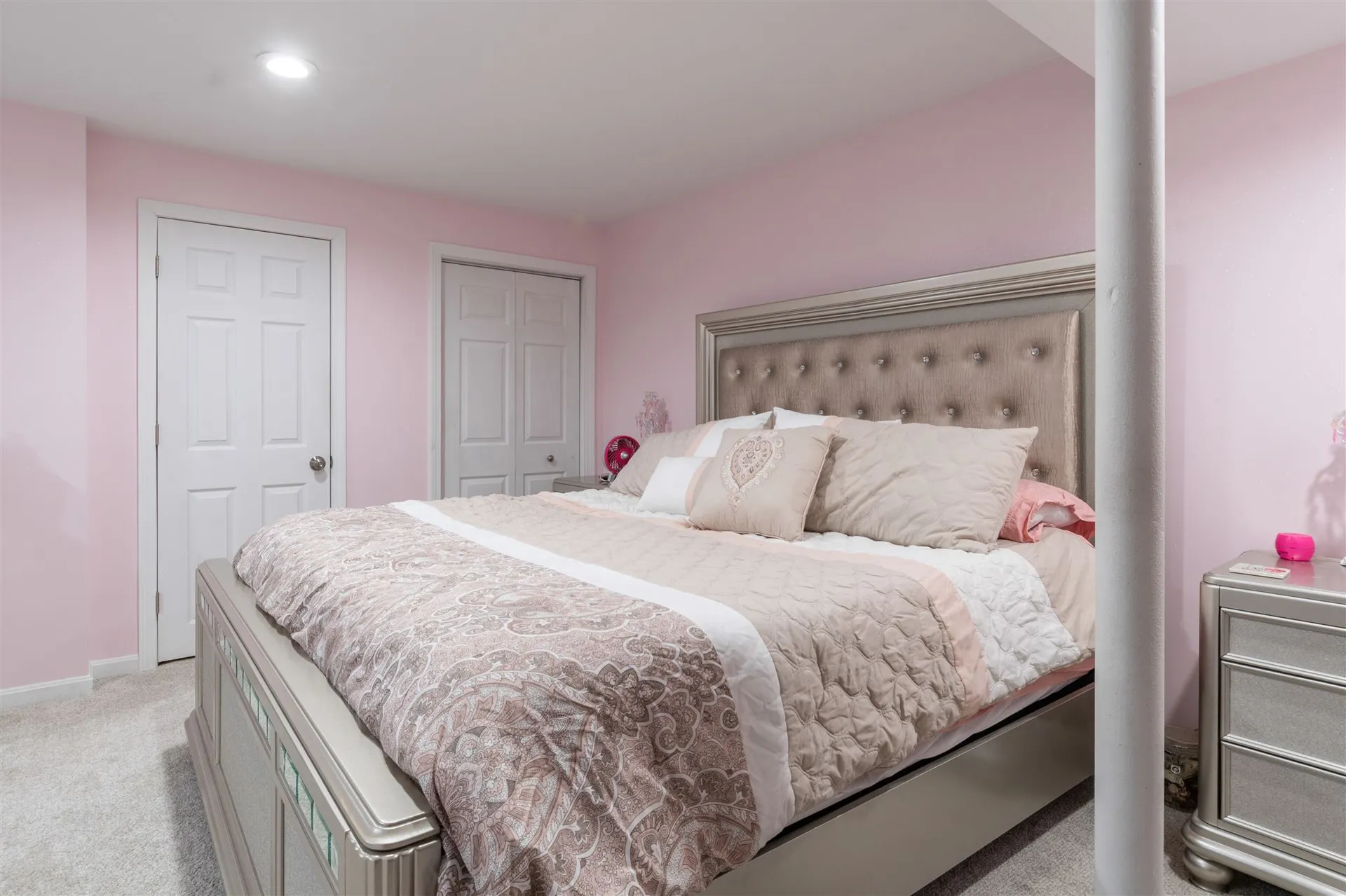 15b Pine Grove Avenue Nashua NH 03060