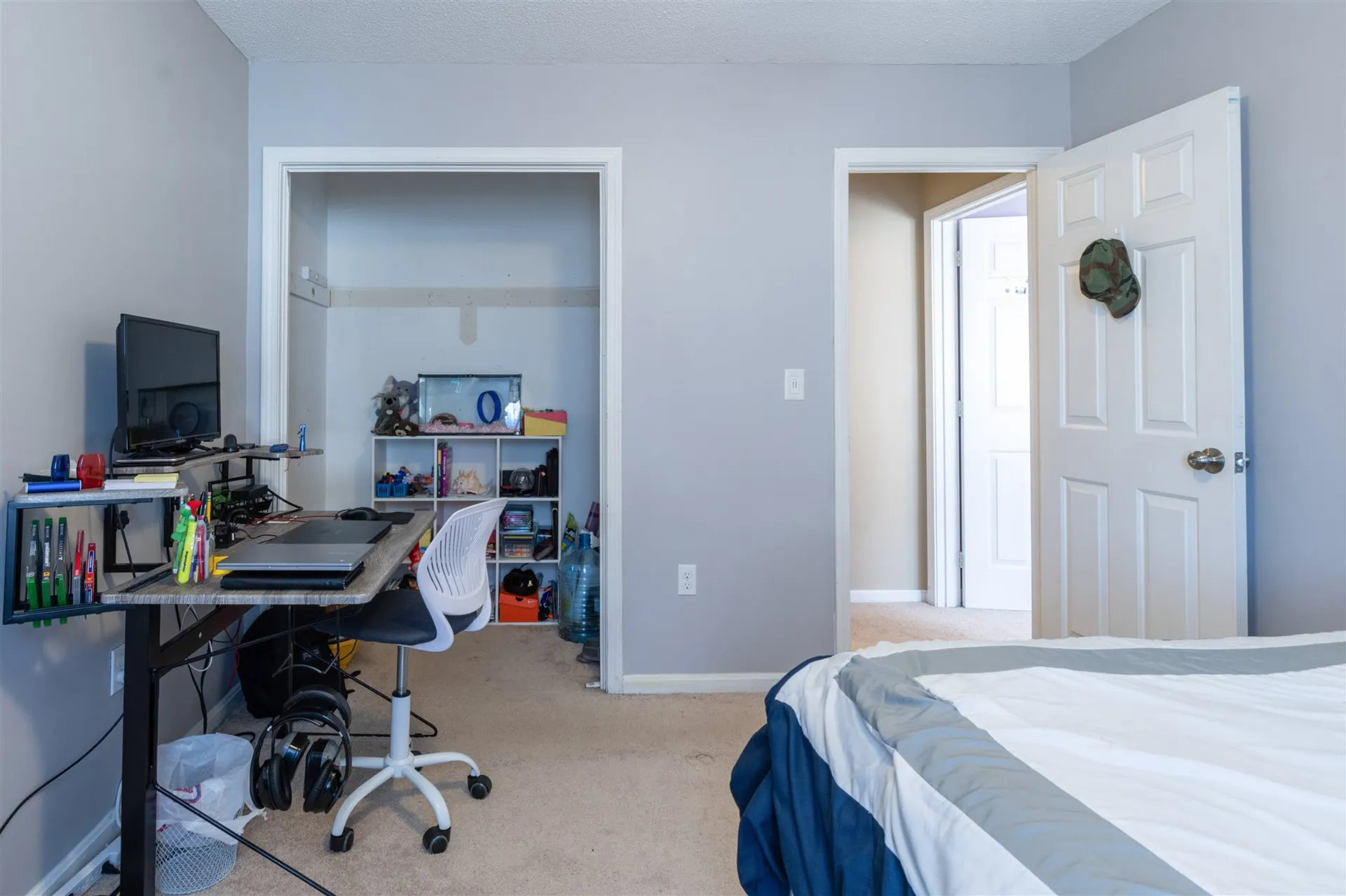 15b Pine Grove Avenue Nashua NH 03060