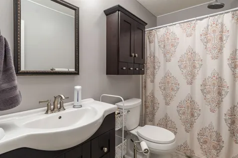 15b Pine Grove Avenue Nashua NH 03060