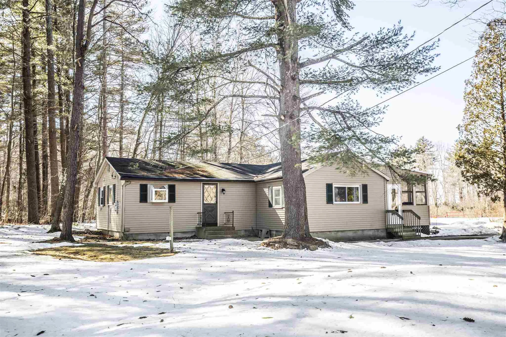 7 Appletree Road Auburn NH 03032