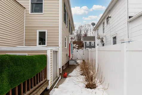 32 S Pine Street Dover NH 03820