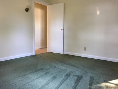 120-122 Cottage Grove Burlington VT 05401