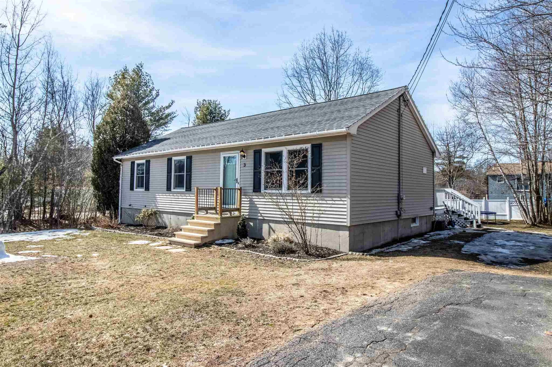 3 Partridge Lane Berwick ME 03901-2909
