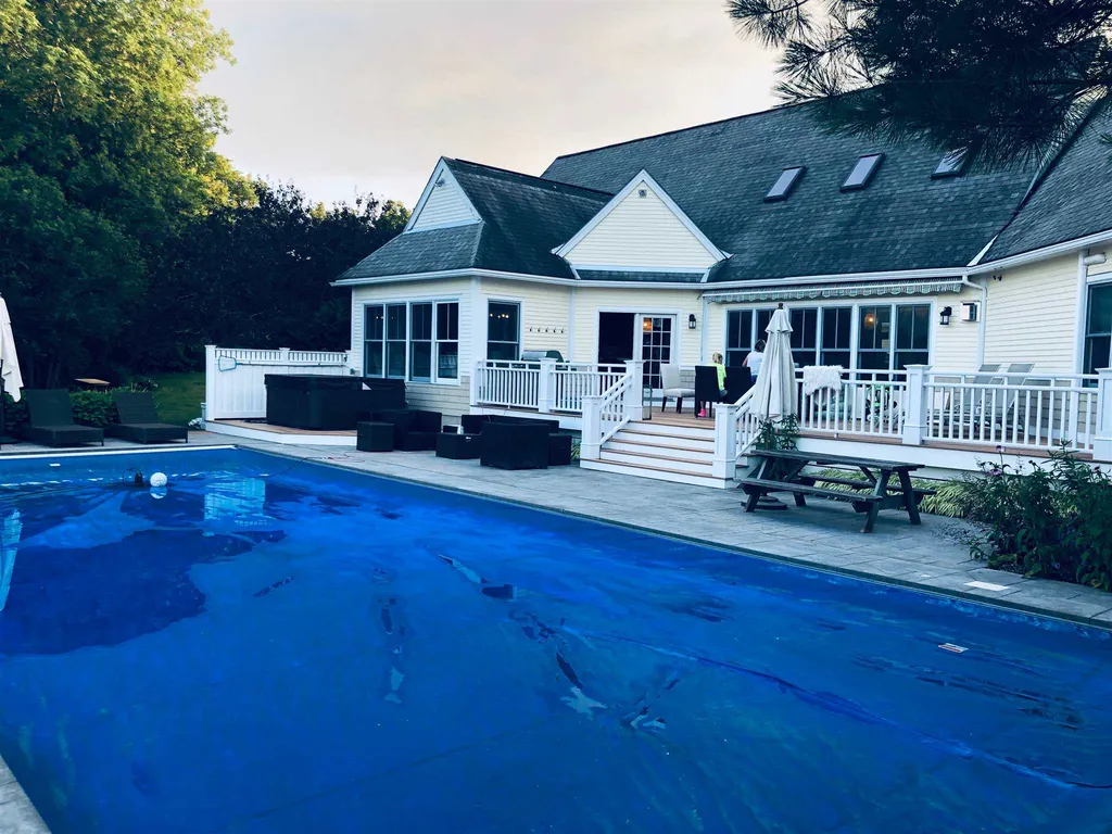 373 Maeck Farm Road Shelburne VT 05482