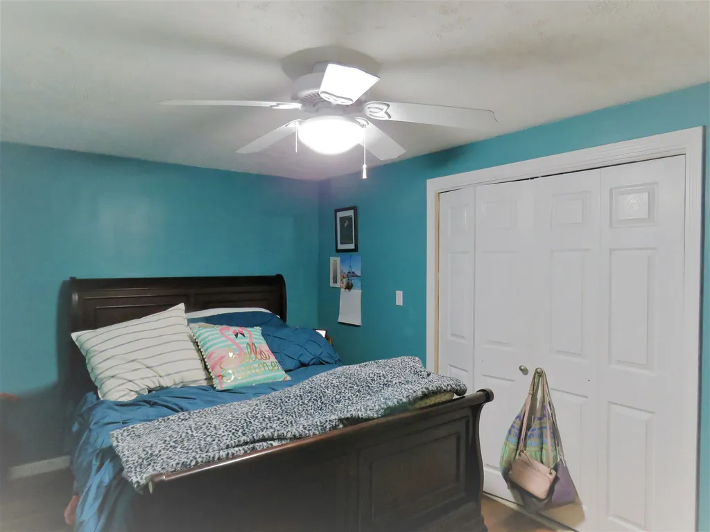 26 Forest Park Drive Nashua NH 03060