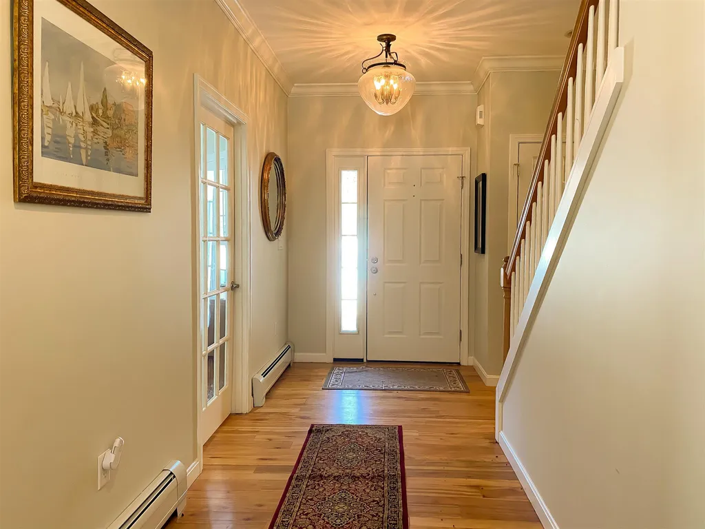 124 Spruce Lane New London NH 03257