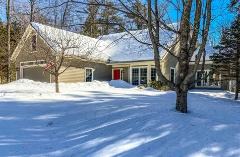 124 Spruce Lane New London NH 03257