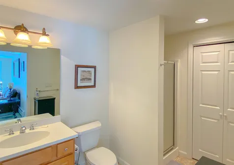 124 Spruce Lane New London NH 03257