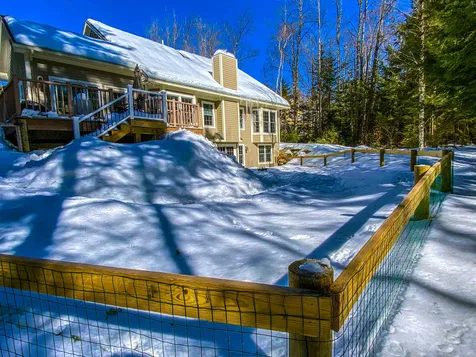 124 Spruce Lane New London NH 03257