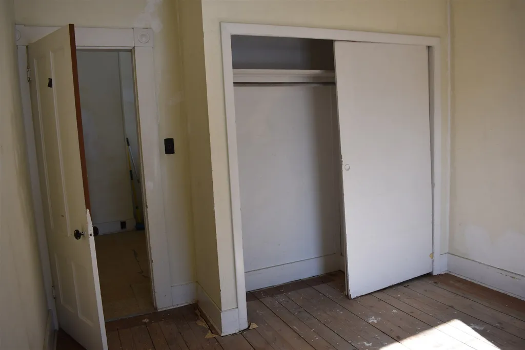 81 Glover Street Barton VT 05822
