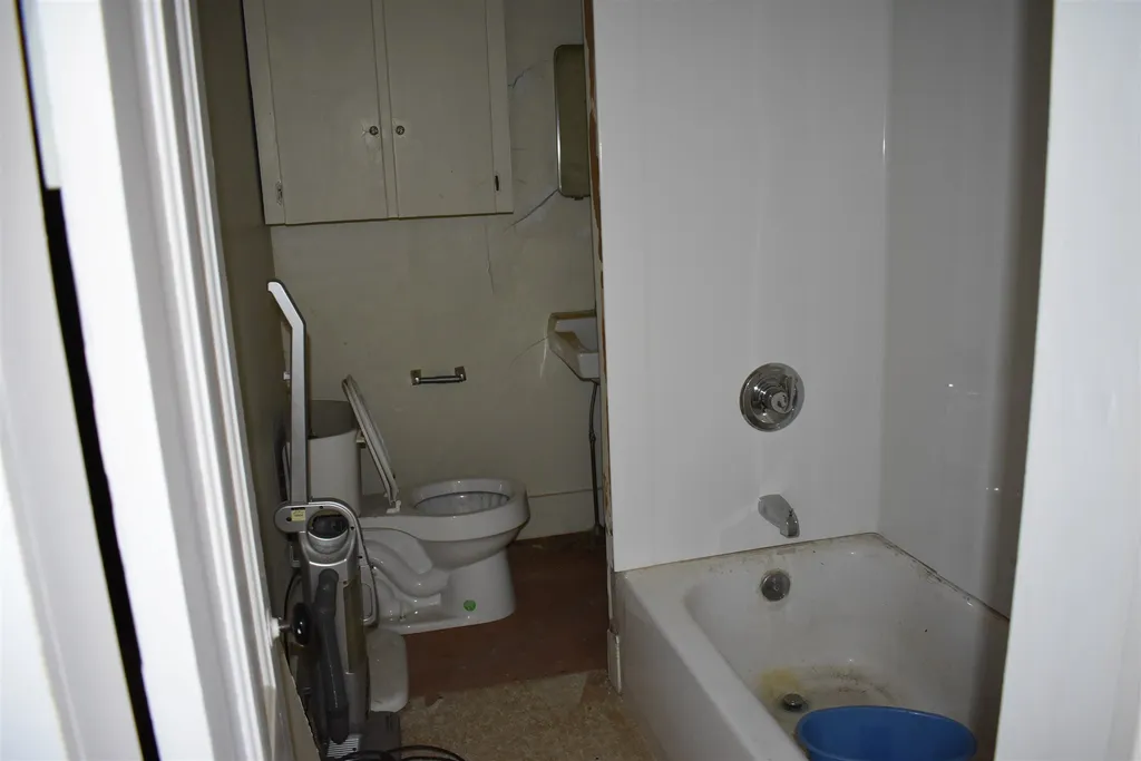 81 Glover Street Barton VT 05822