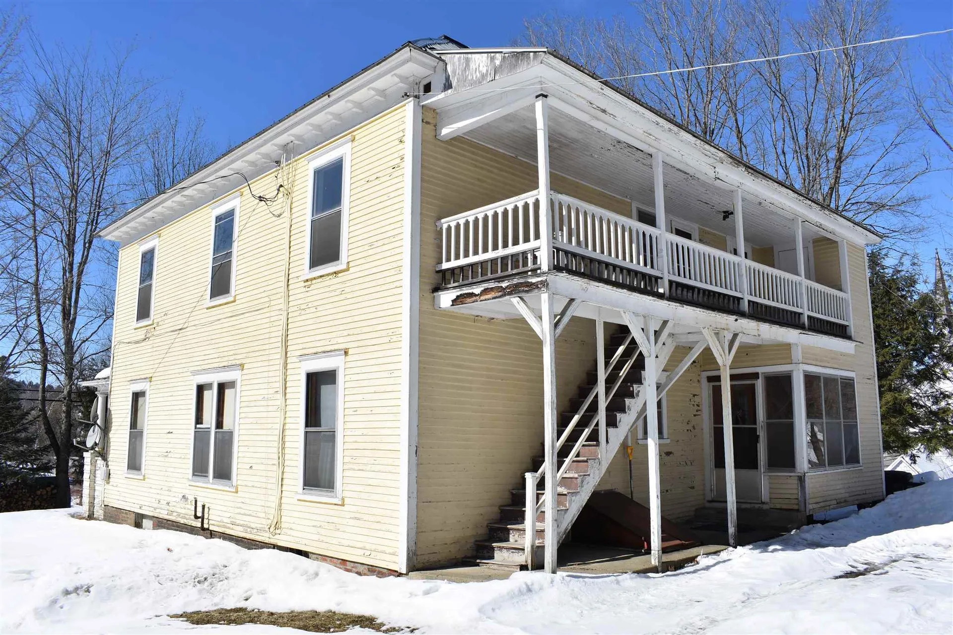 81 Glover Street Barton VT 05822