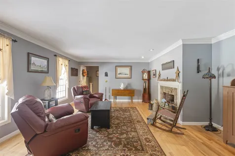 4 Village Woods Drive Amherst NH 03031