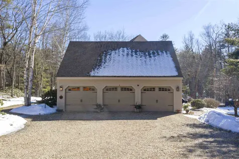 4 Village Woods Drive Amherst NH 03031