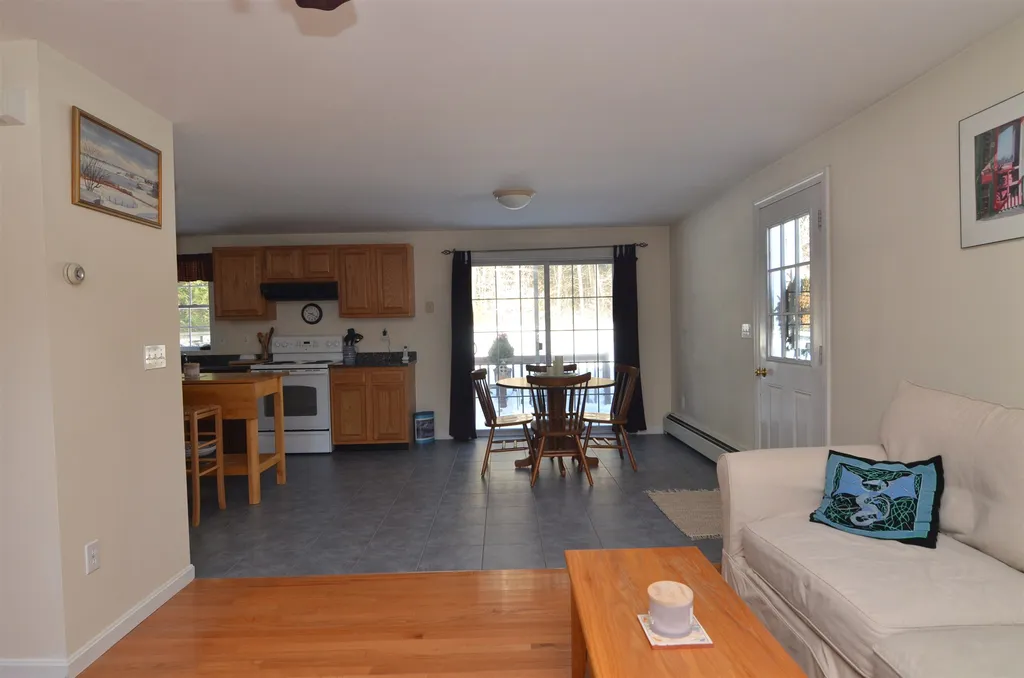 67 Deer Valley Road Bradford NH 03221