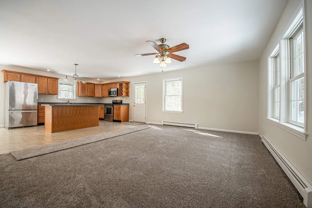 40 Adams Road Alexandria NH 03222