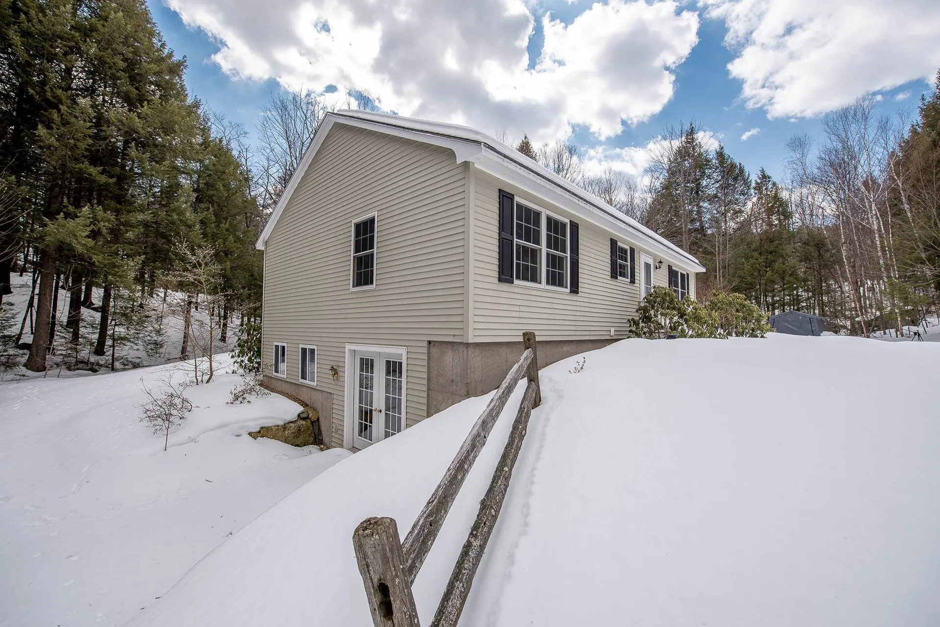 40 Adams Road Alexandria NH 03222