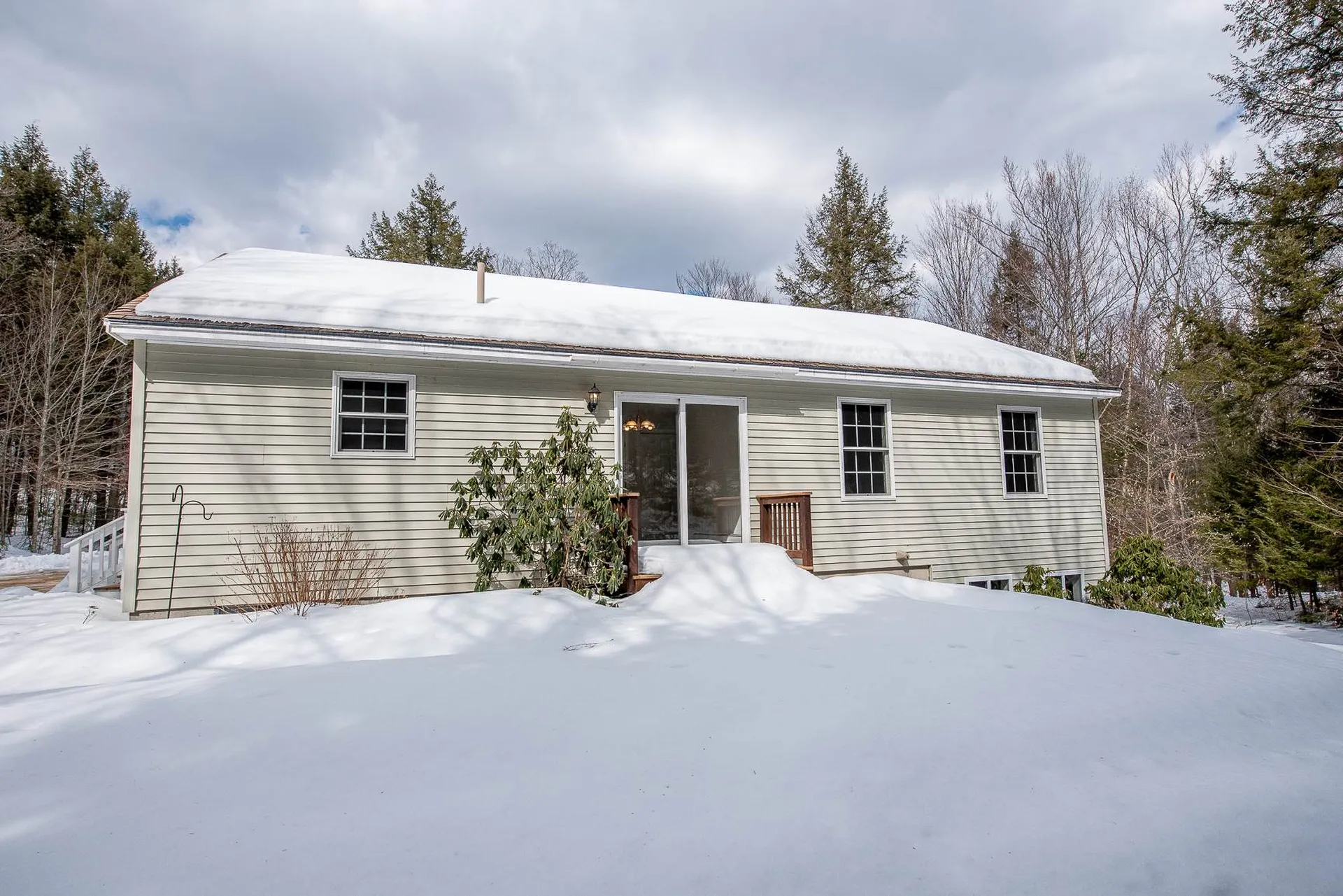 40 Adams Road Alexandria NH 03222