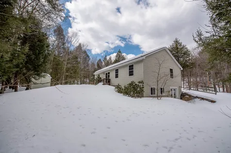 40 Adams Road Alexandria NH 03222