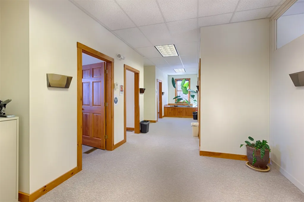 55 Mill Street Wolfeboro NH 03894