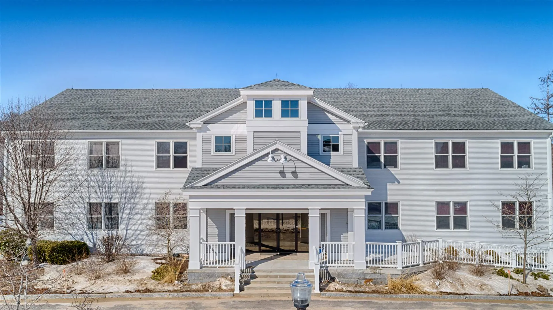 55 Mill Street Wolfeboro NH 03894