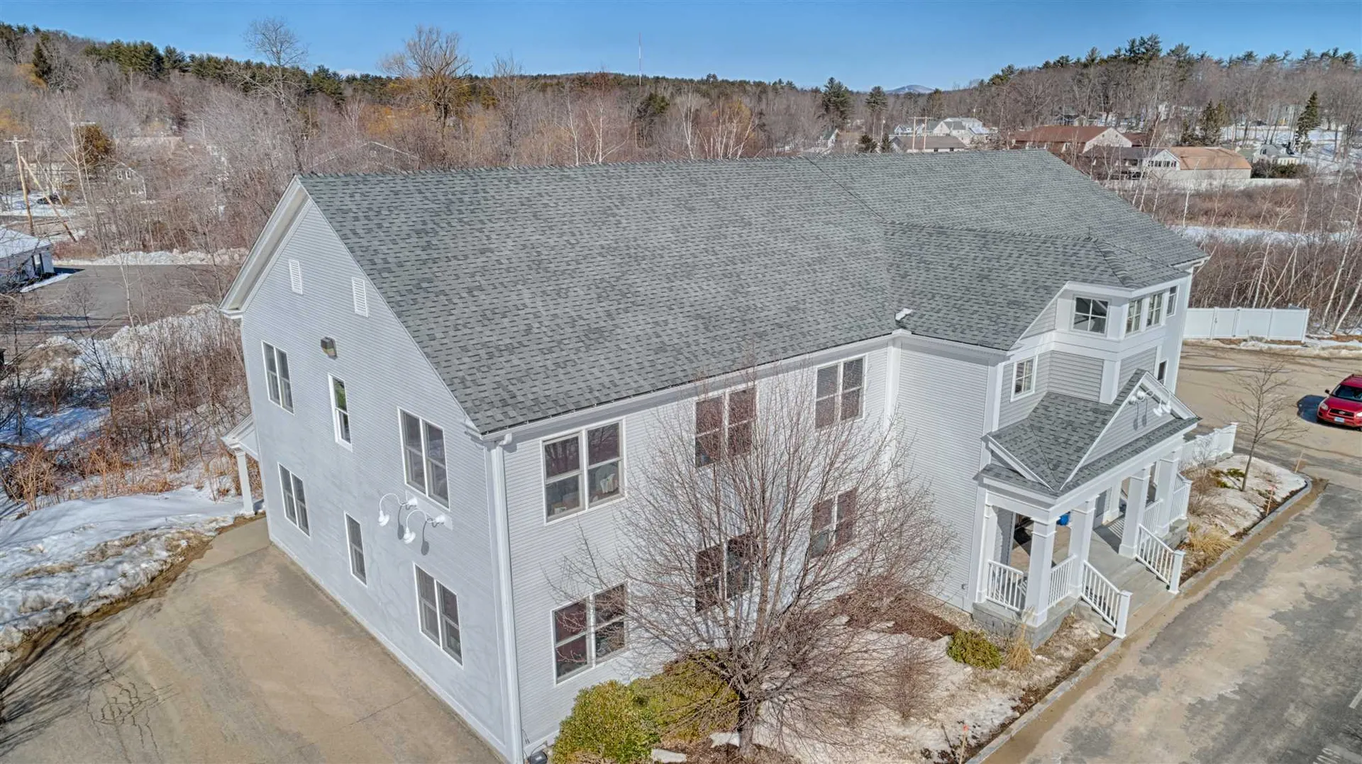 55 Mill Street Wolfeboro NH 03894