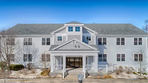 55 Mill Street Wolfeboro NH 03894