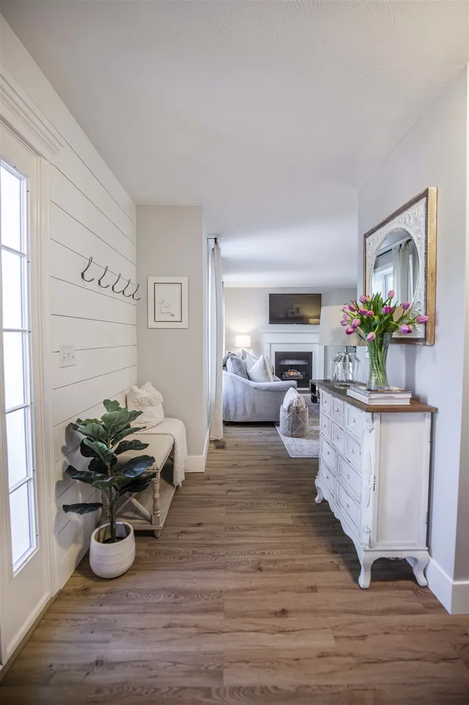 7 Boulder Court Raymond NH 03077