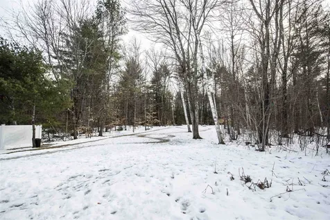 7 Boulder Court Raymond NH 03077