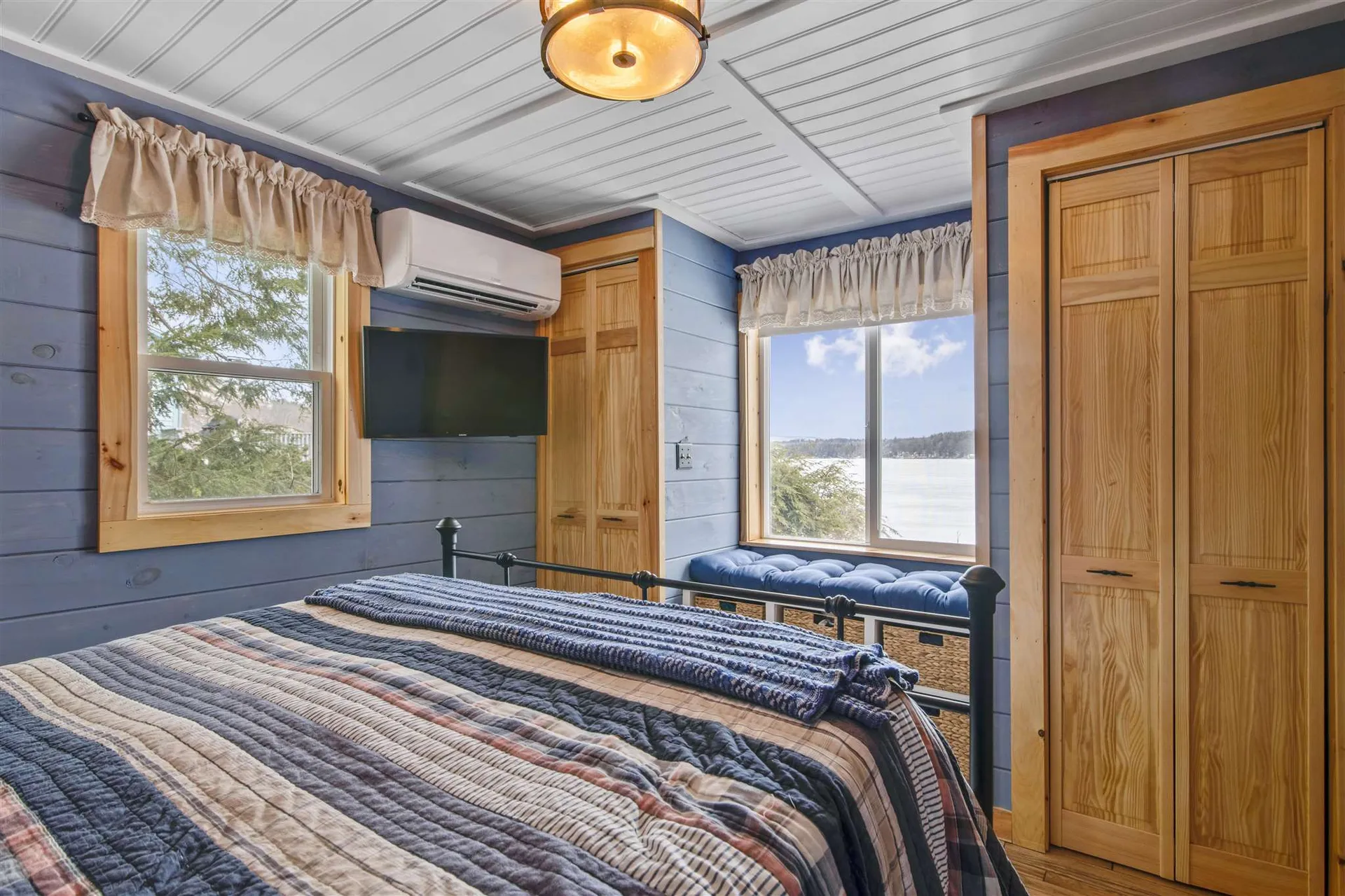 97 Neal Shore Road Meredith NH 03253