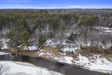 54 Tibbetts Road Fremont NH 03044