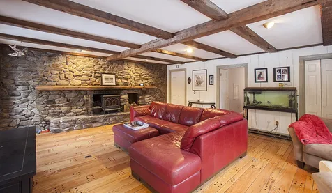 36 Pierce Lane Hollis NH 03049